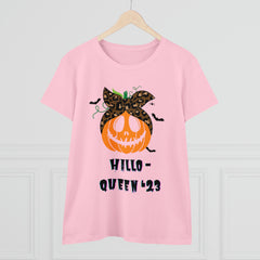 Women's Funny T-Shirt for Halloween in Pink - "Hallo-queen '23"