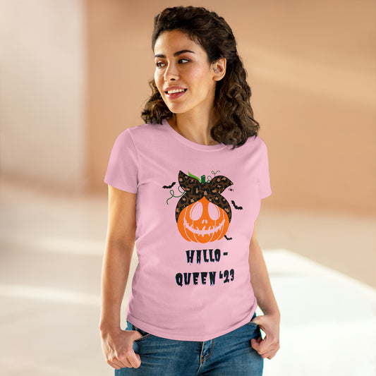 Women's Funny T-Shirt for Halloween in Pink - "Hallo-queen '23"